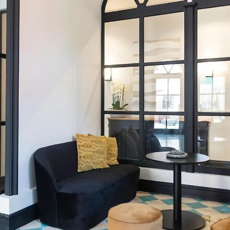 Hotel L'arena Fréjus