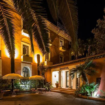 L'arena Hotell