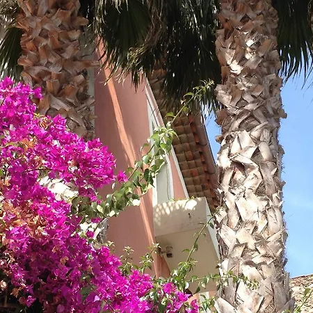 L'arena Hotel Fréjus