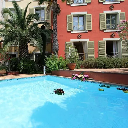 L'arena Hotel Fréjus