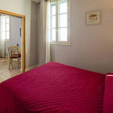 L'arena Hotell Fréjus