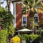 L'arena Hotel Fréjus