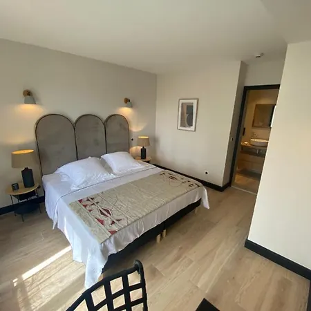 L'arena Hotel 3*