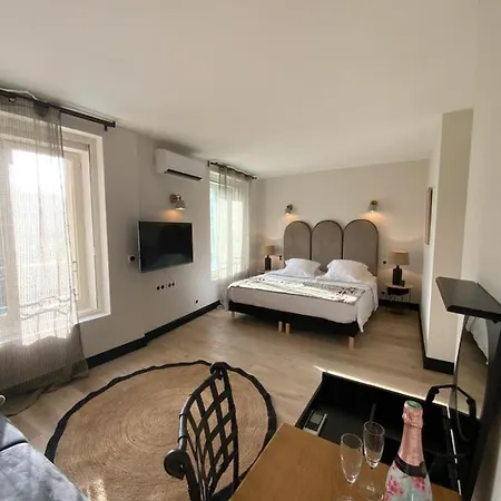 L'arena Hotel Fréjus