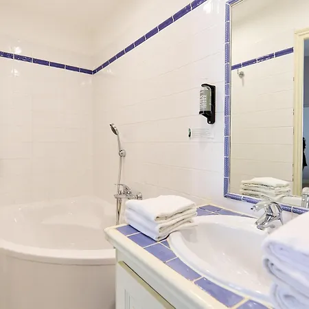 L'arena Hotel