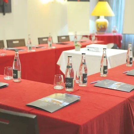 Hotel L'arena 3*